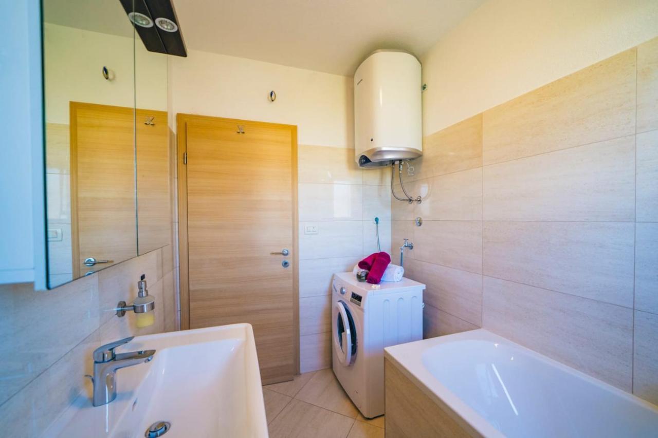 Apartmani Lucante Split Bagian luar foto