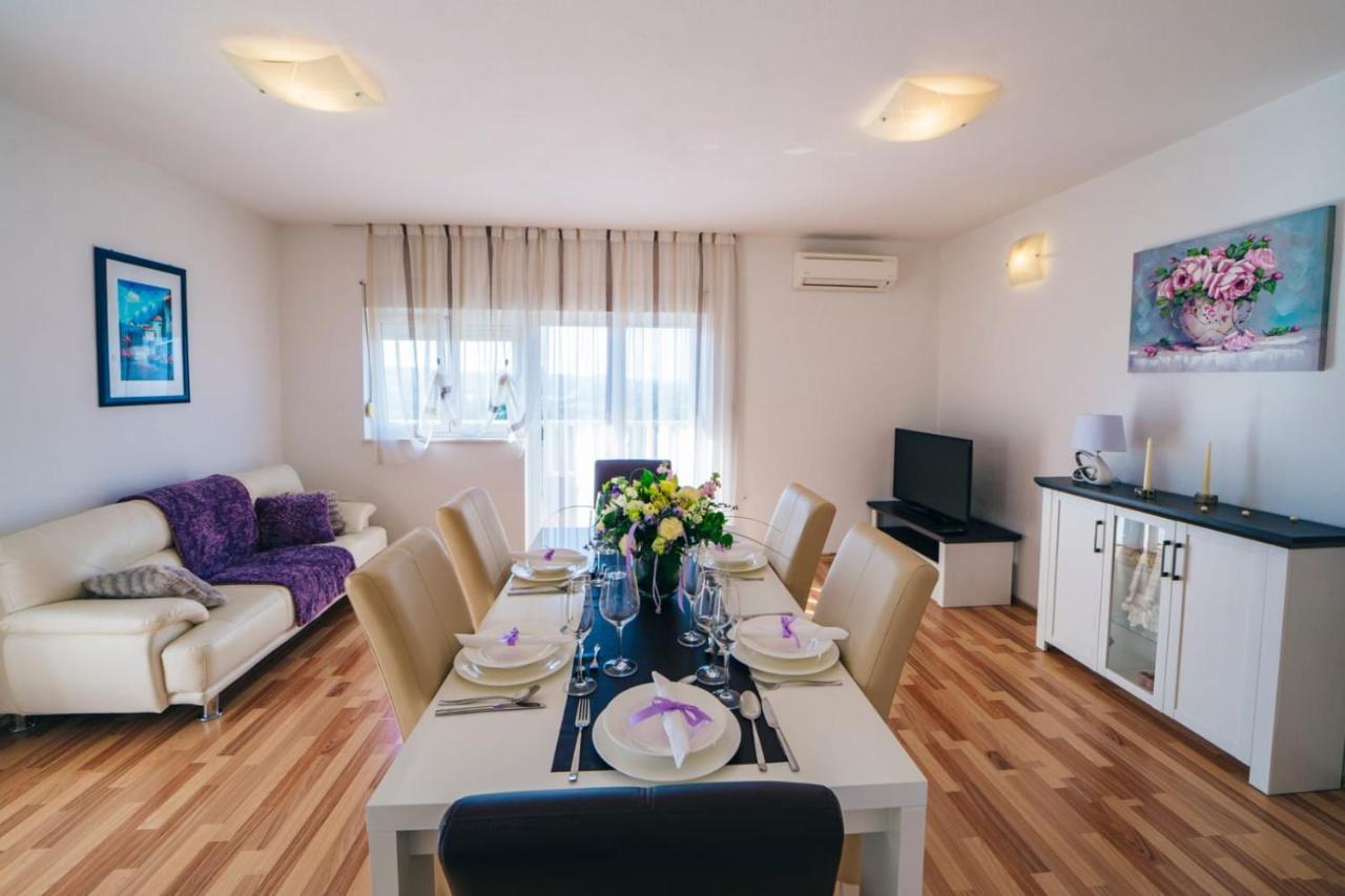 Apartmani Lucante Split Bagian luar foto